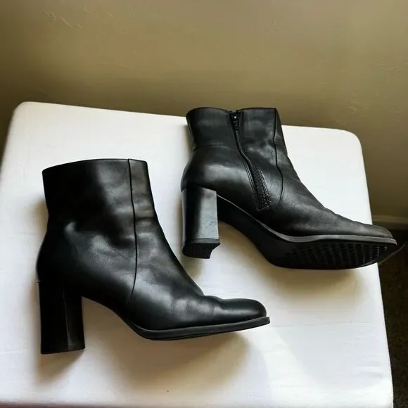 Hillard & Hanson 90s Leather Chunky Block Heel, Square Toe Boots Size 8